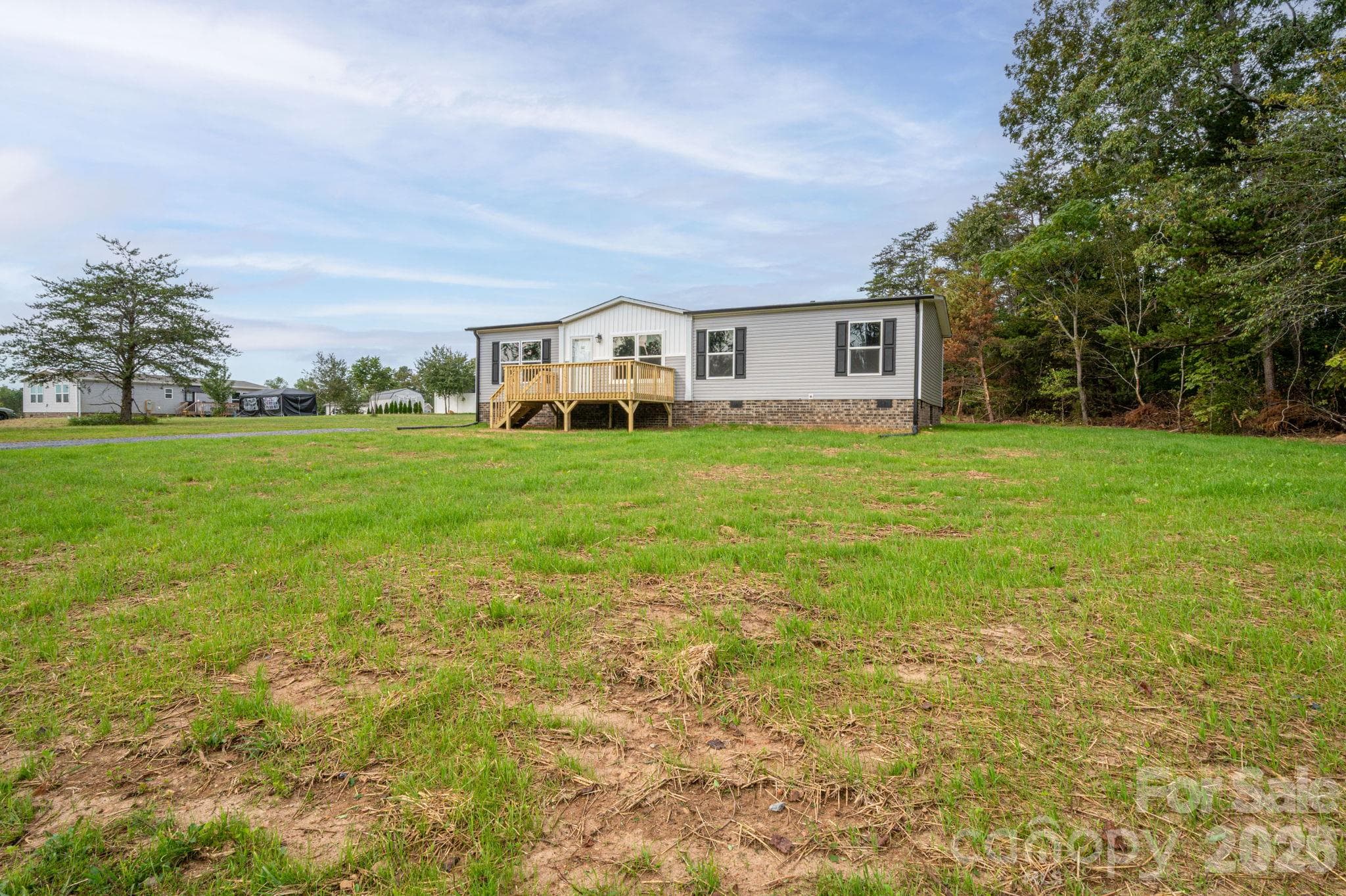Single Family Residence at 207 Grassy Field Court, Lawndale, photo 38 of 43