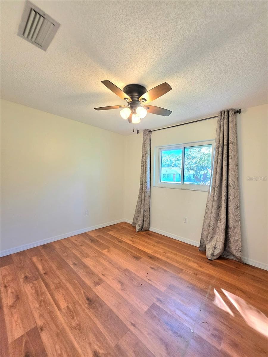 Single Family Residence at 17001 MELBA LN, LUTZ, photo 27 of 60