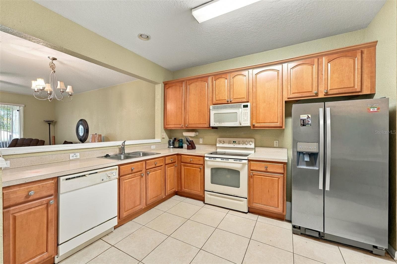 Townhouse at 2521 STOCKTON DR, SANFORD, photo 9 of 36