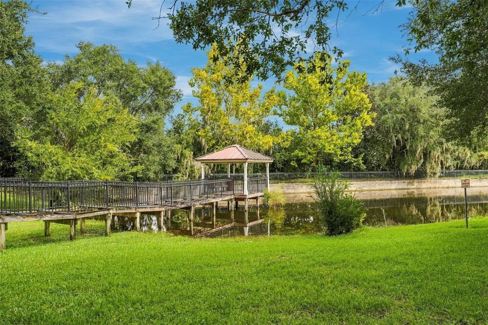 Townhouse at 2521 STOCKTON DR, SANFORD, photo 14 of 36