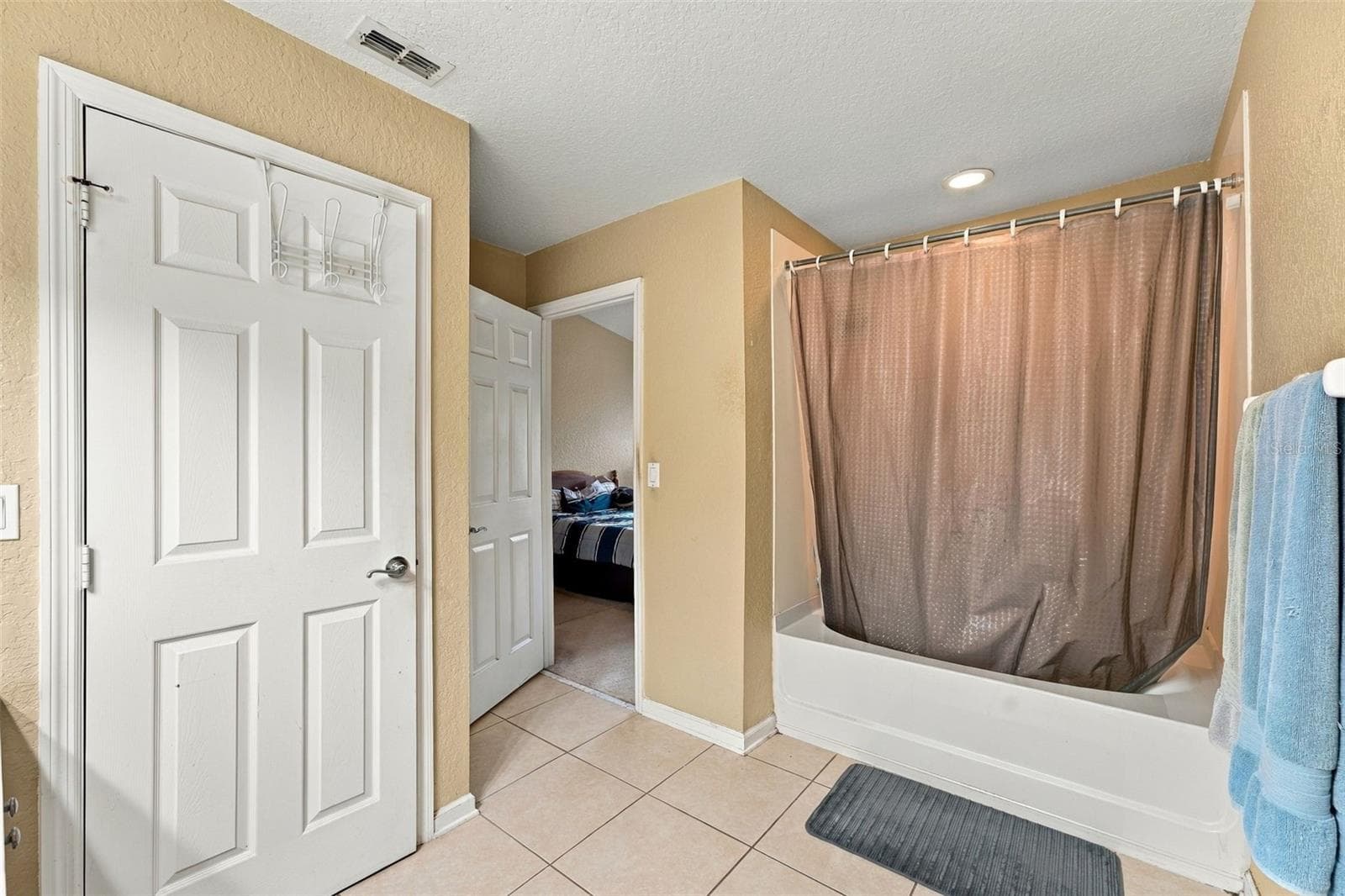 Townhouse at 2521 STOCKTON DR, SANFORD, photo 20 of 36