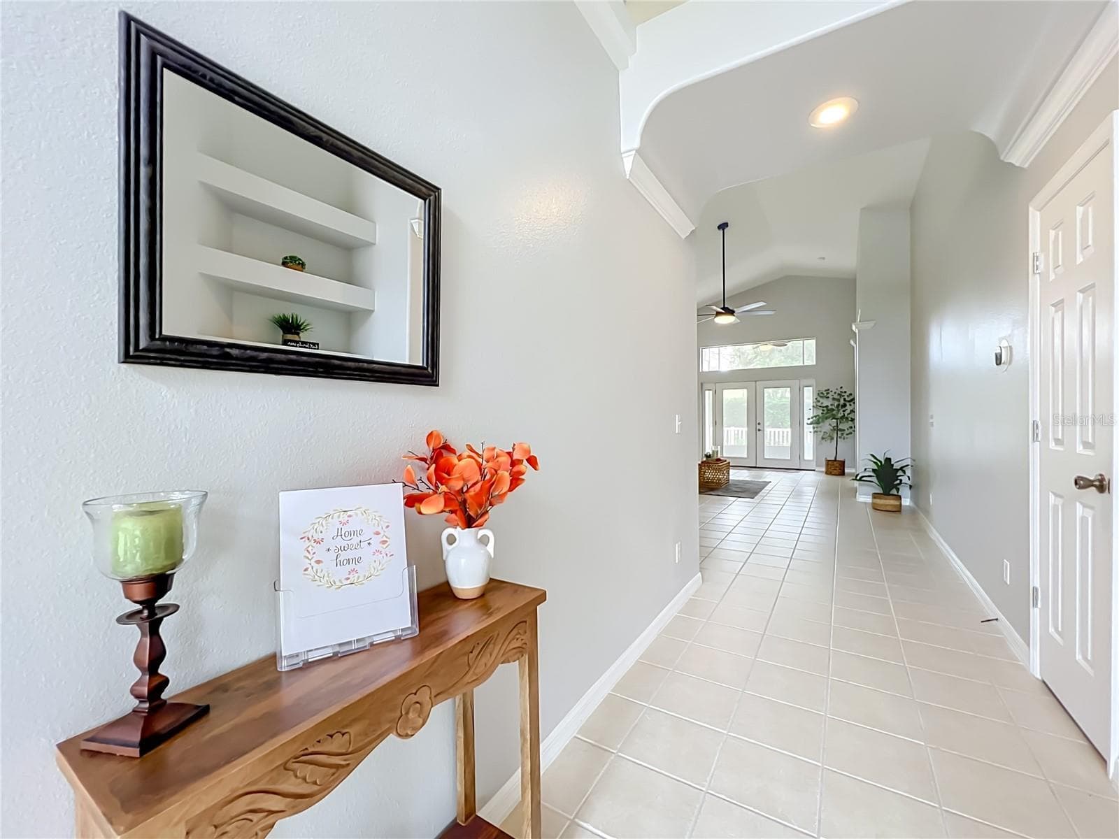 Single Family Residence at 1519 WOODSGLEN DR, WINTER SPRINGS, photo 2 of 49