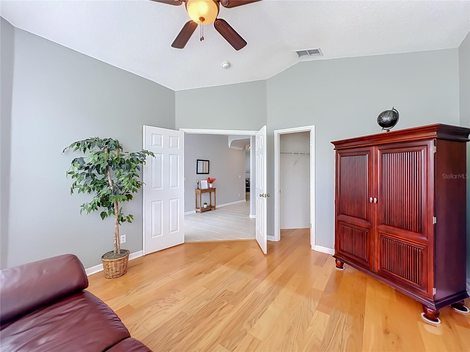 Single Family Residence at 1519 WOODSGLEN DR, WINTER SPRINGS, photo 29 of 49