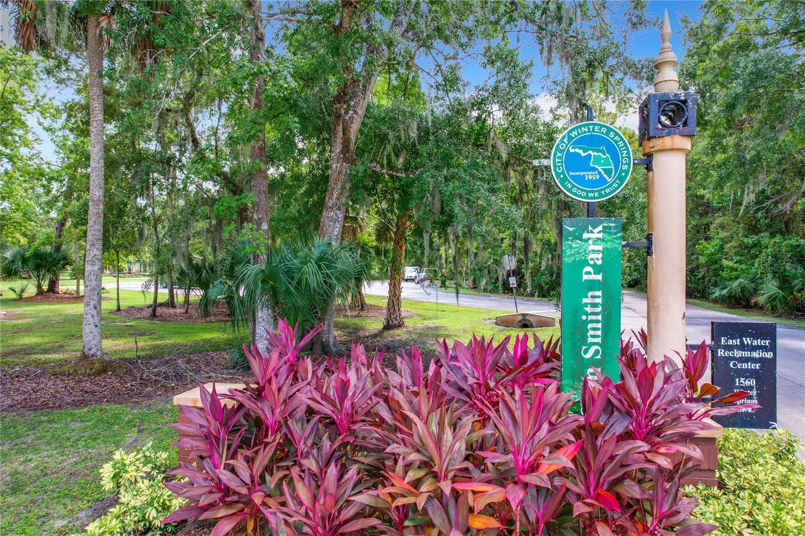 Single Family Residence at 1519 WOODSGLEN DR, WINTER SPRINGS, photo 46 of 49