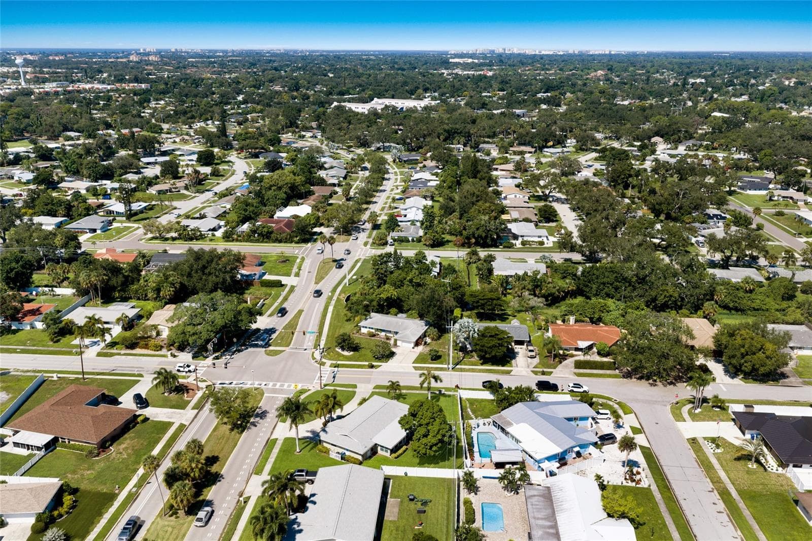 Single Family Residence at GULF GATE, SARASOTA, photo 36 of 41