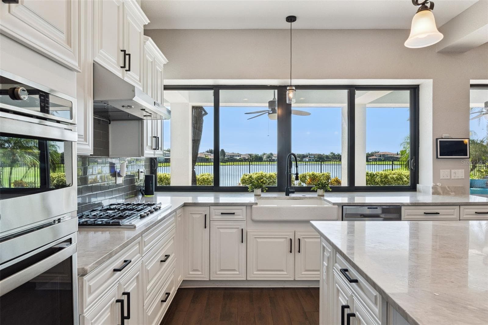 Single Family Residence at 10919 MOBBERLEY CIR, ORLANDO, photo 18 of 63