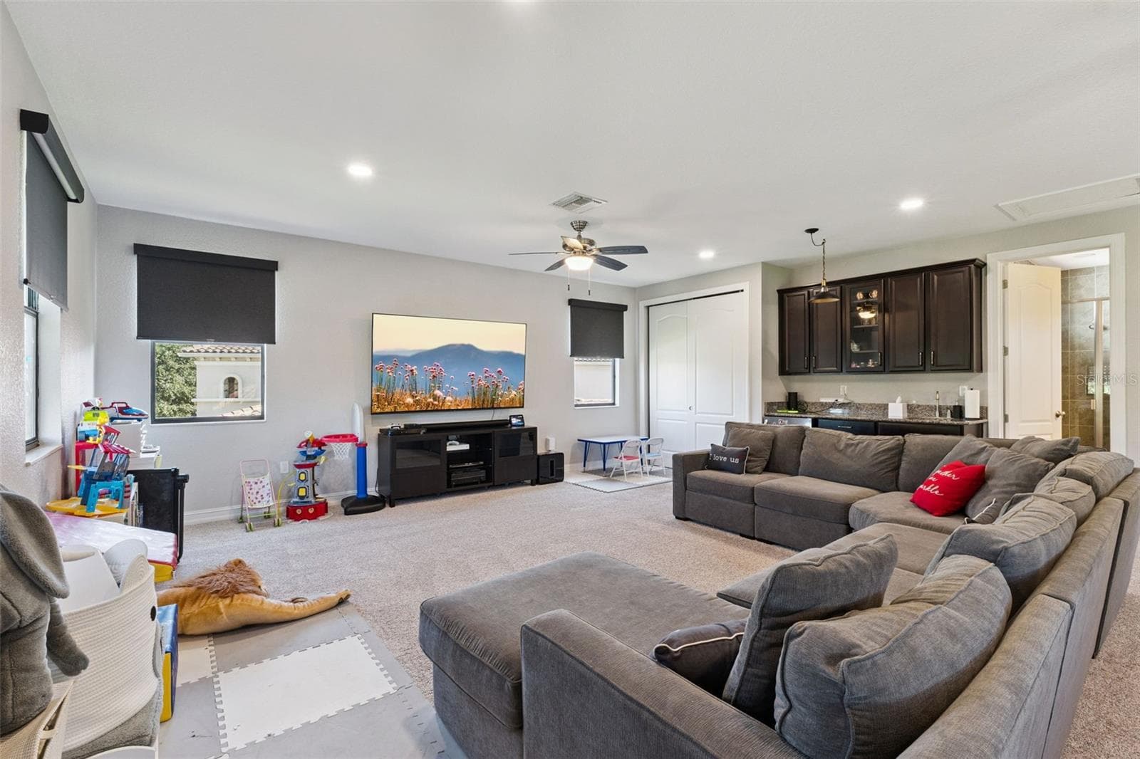 Single Family Residence at 10919 MOBBERLEY CIR, ORLANDO, photo 31 of 63