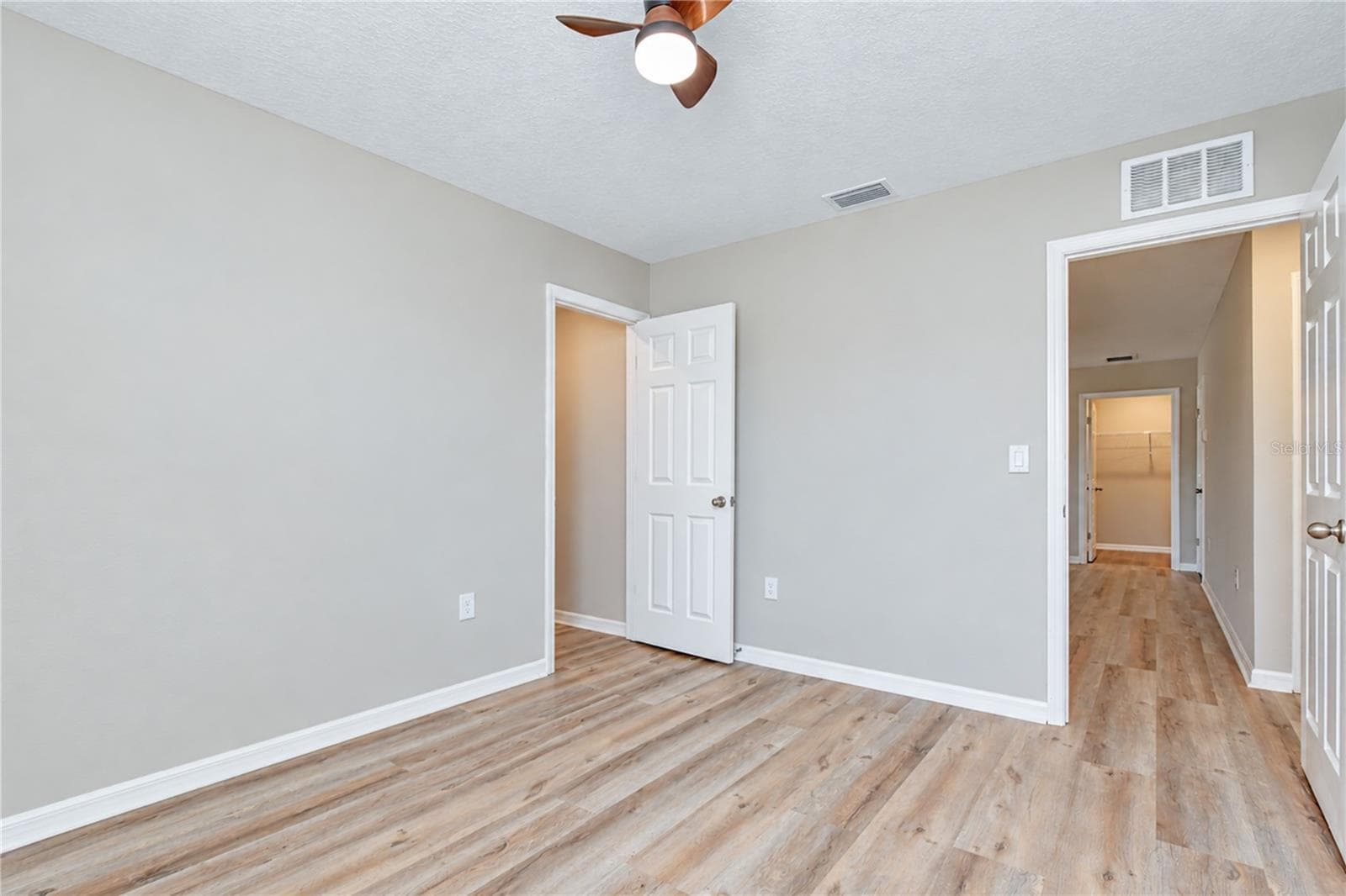 Second bedroom with closet view - 11484 BROOK EDGE AVE, RIVERVIEW