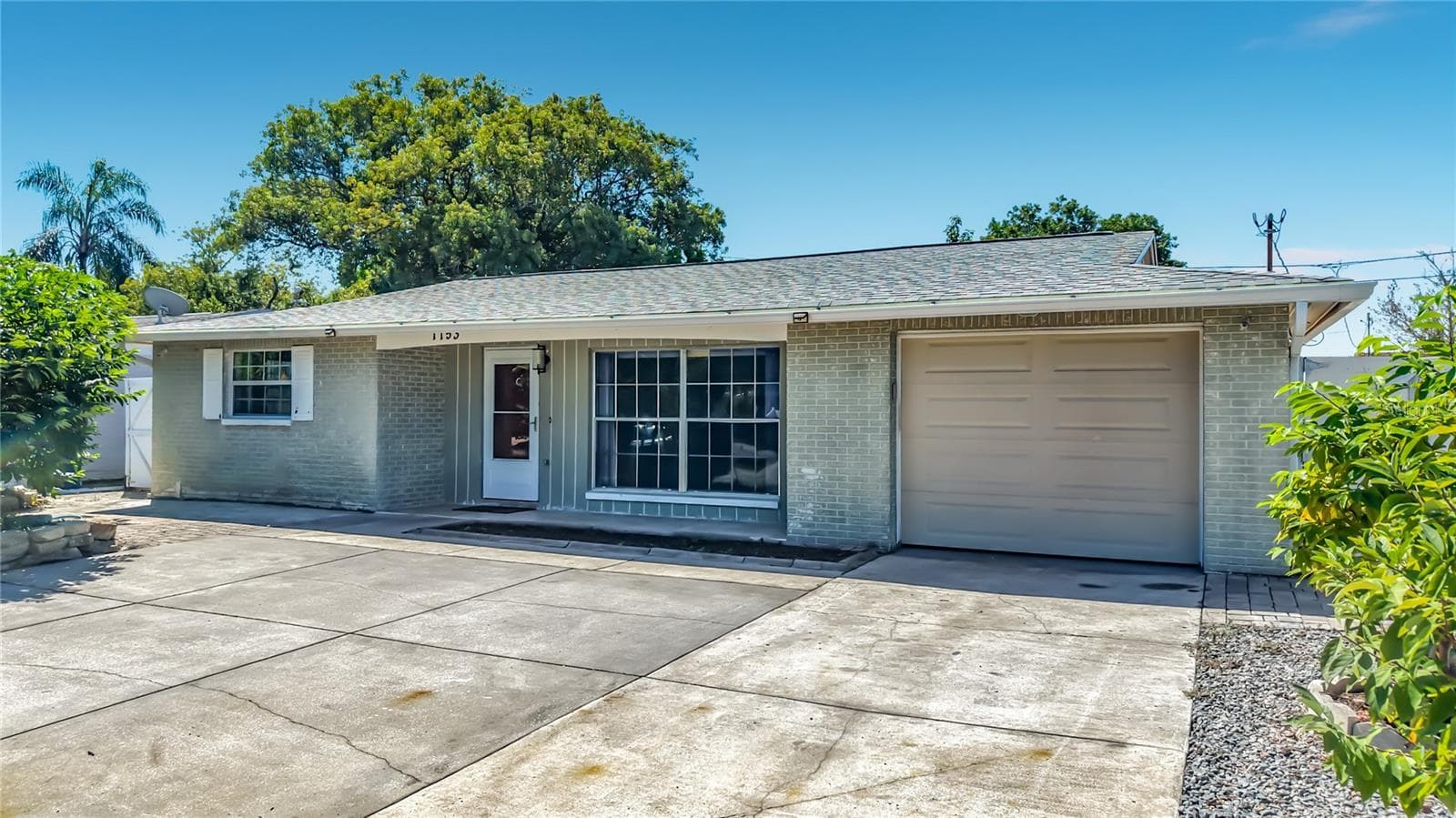 Single Family Residence at 1153 CHANCELLOR DR, HOLIDAY, photo 4 of 80