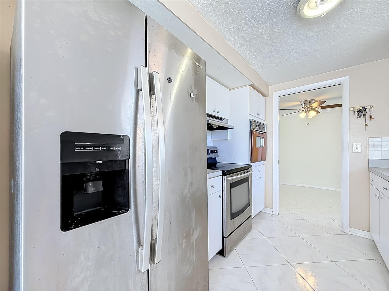 Single Family Residence at 1153 CHANCELLOR DR, HOLIDAY, photo 14 of 80