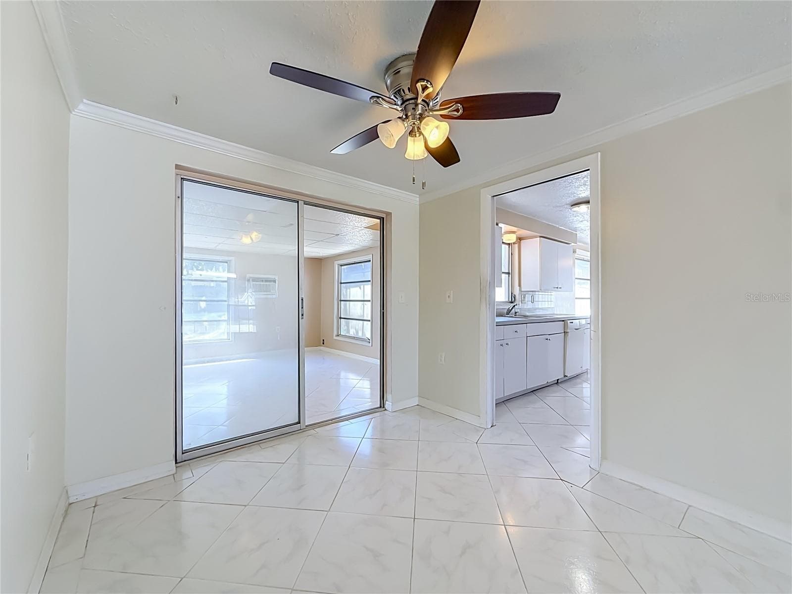 Single Family Residence at 1153 CHANCELLOR DR, HOLIDAY, photo 19 of 80