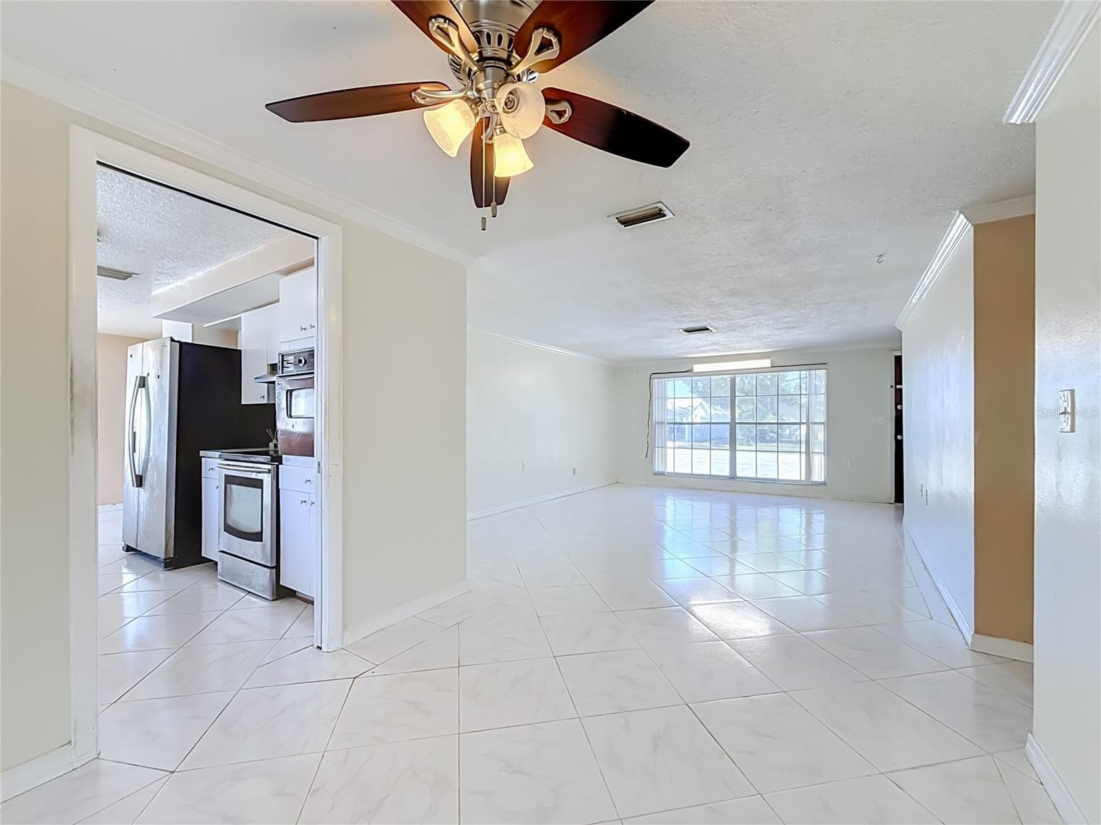 Single Family Residence at 1153 CHANCELLOR DR, HOLIDAY, photo 20 of 80