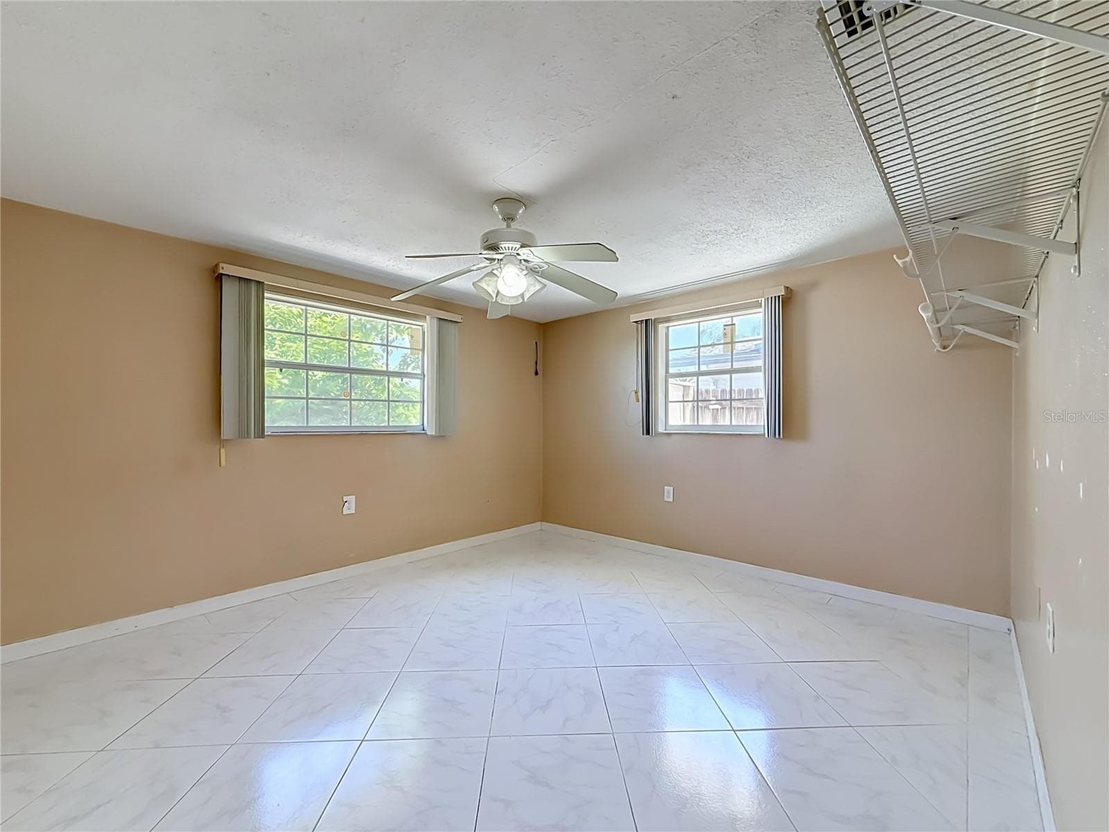 Single Family Residence at 1153 CHANCELLOR DR, HOLIDAY, photo 26 of 80