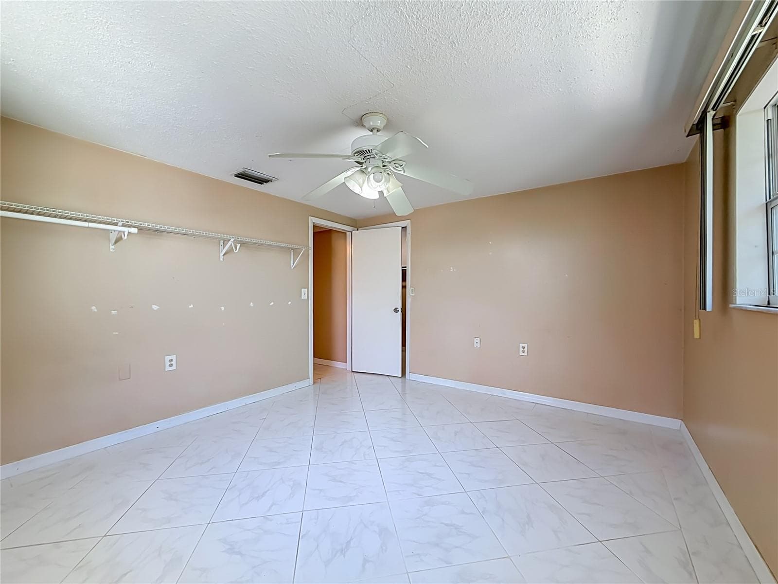 Single Family Residence at 1153 CHANCELLOR DR, HOLIDAY, photo 29 of 80