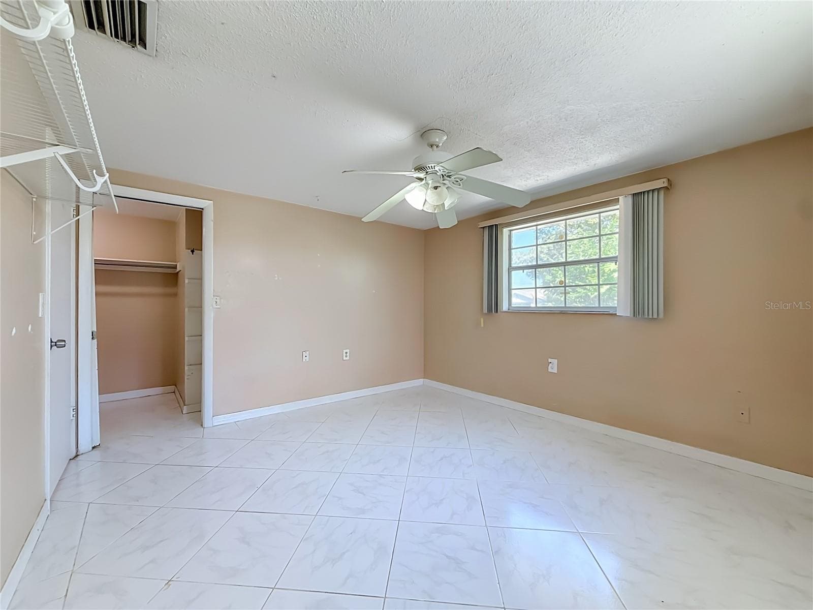 Single Family Residence at 1153 CHANCELLOR DR, HOLIDAY, photo 30 of 80