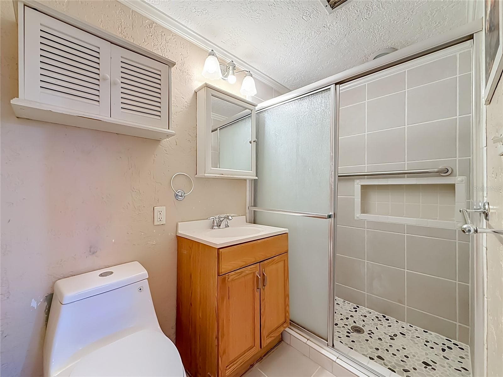Single Family Residence at 1153 CHANCELLOR DR, HOLIDAY, photo 42 of 80