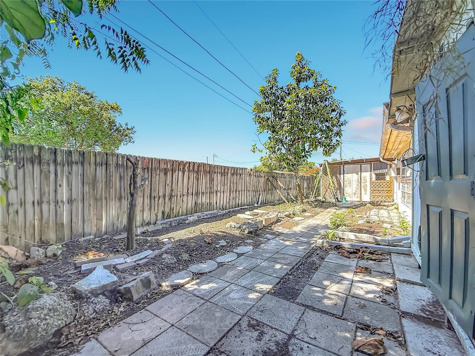 Single Family Residence at 1153 CHANCELLOR DR, HOLIDAY, photo 59 of 80