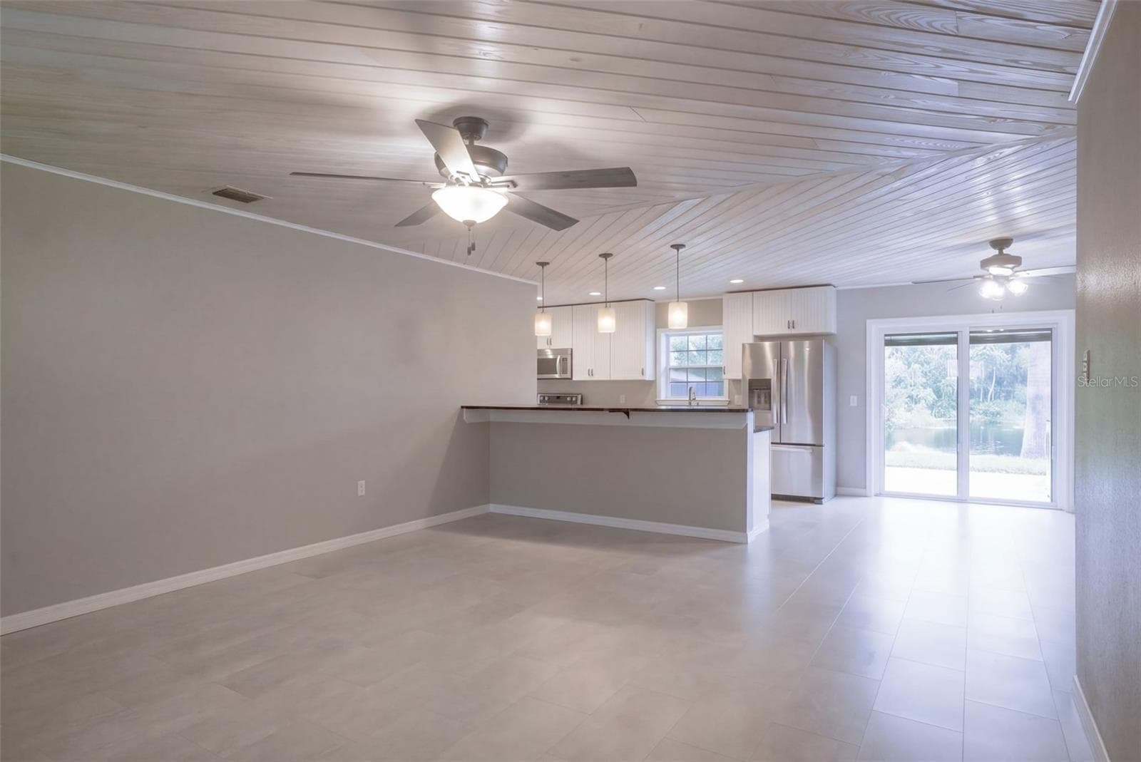 Single Family Residence at 603 N HAWLEY ST, EUSTIS, photo 6 of 48