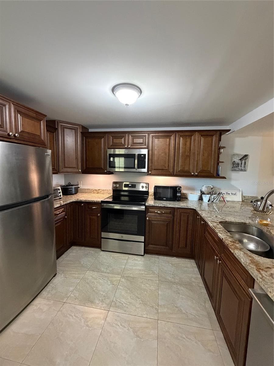 Condominium at 11945 143RD ST #7319, LARGO, photo 9 of 48