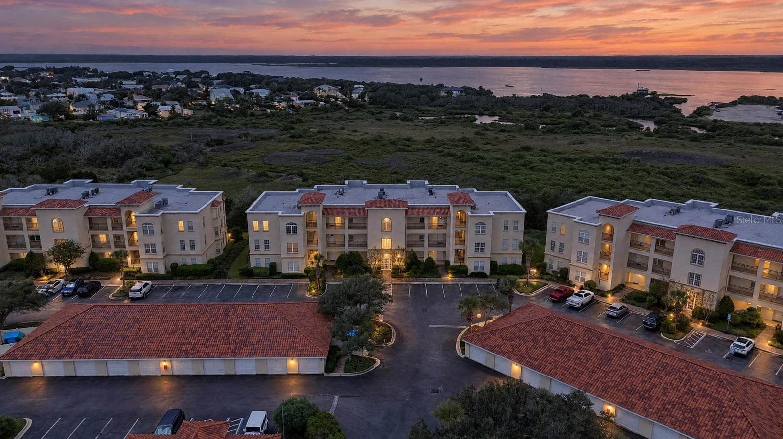 160 PANTANO CAY BLVD #3305