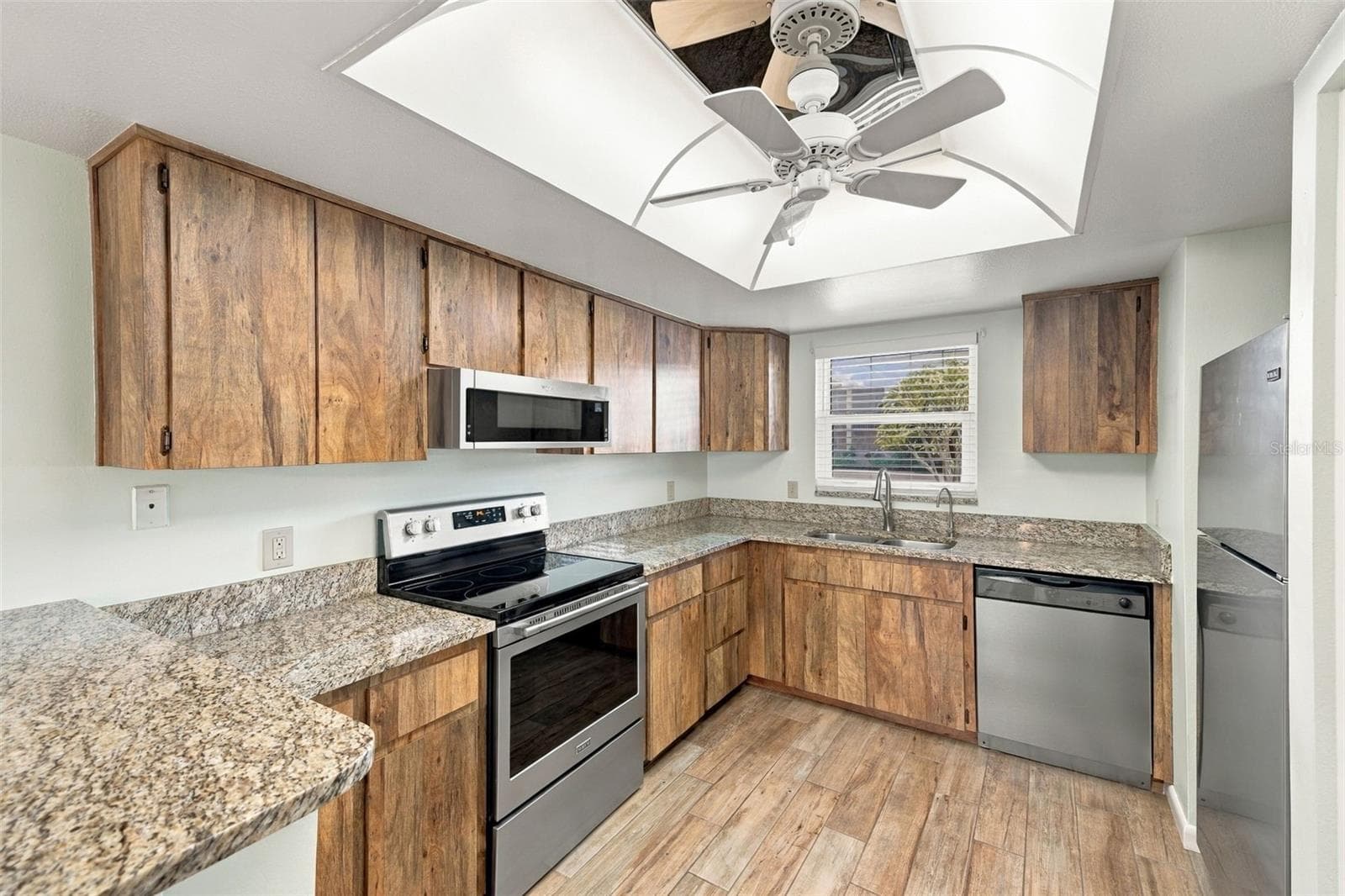 Condominium at 12300 PARK BLVD #106, SEMINOLE, photo 8 of 21