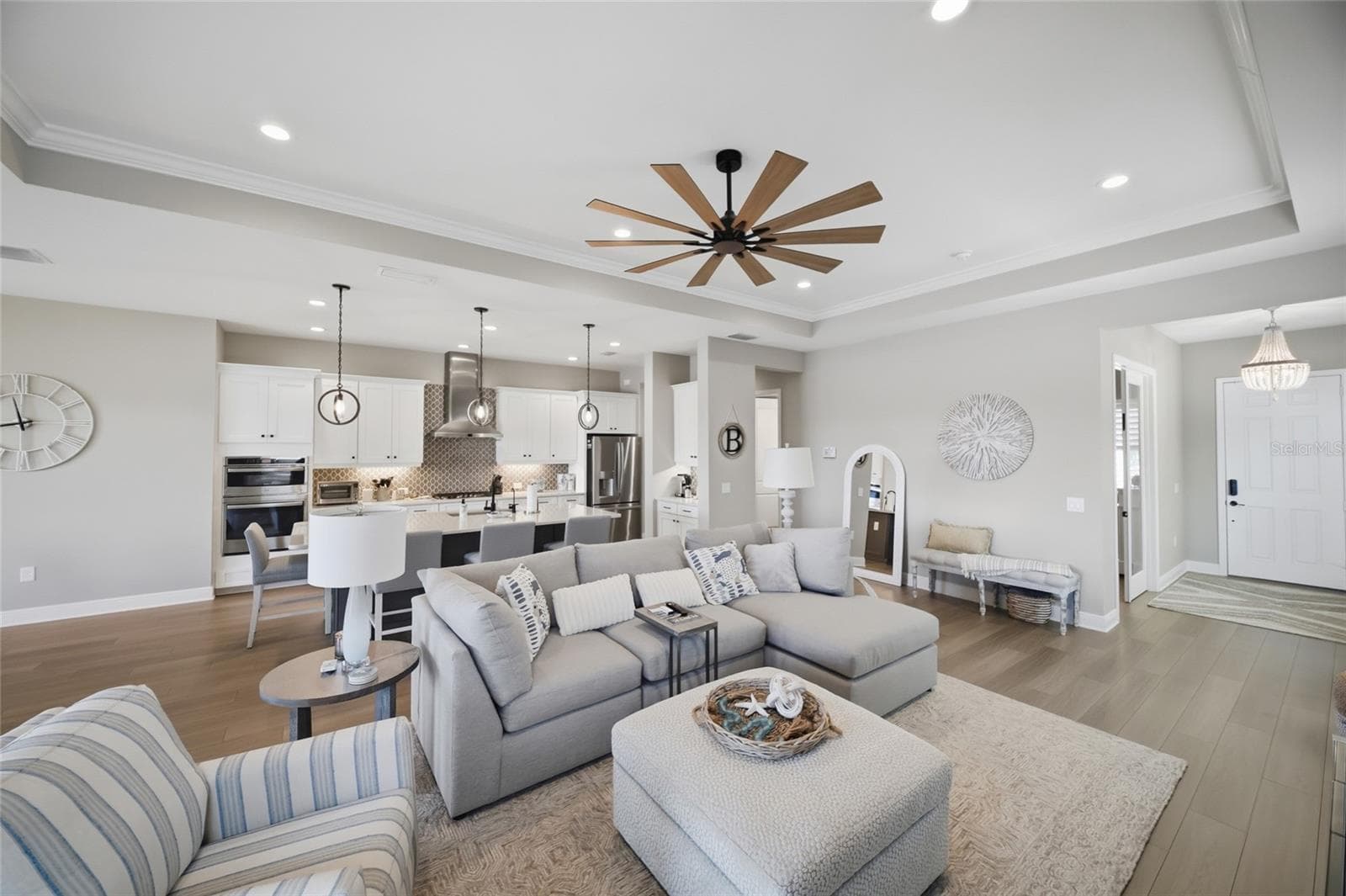 Single Family Residence at 10252 CANAVERAL CIR, SARASOTA, photo 8 of 63