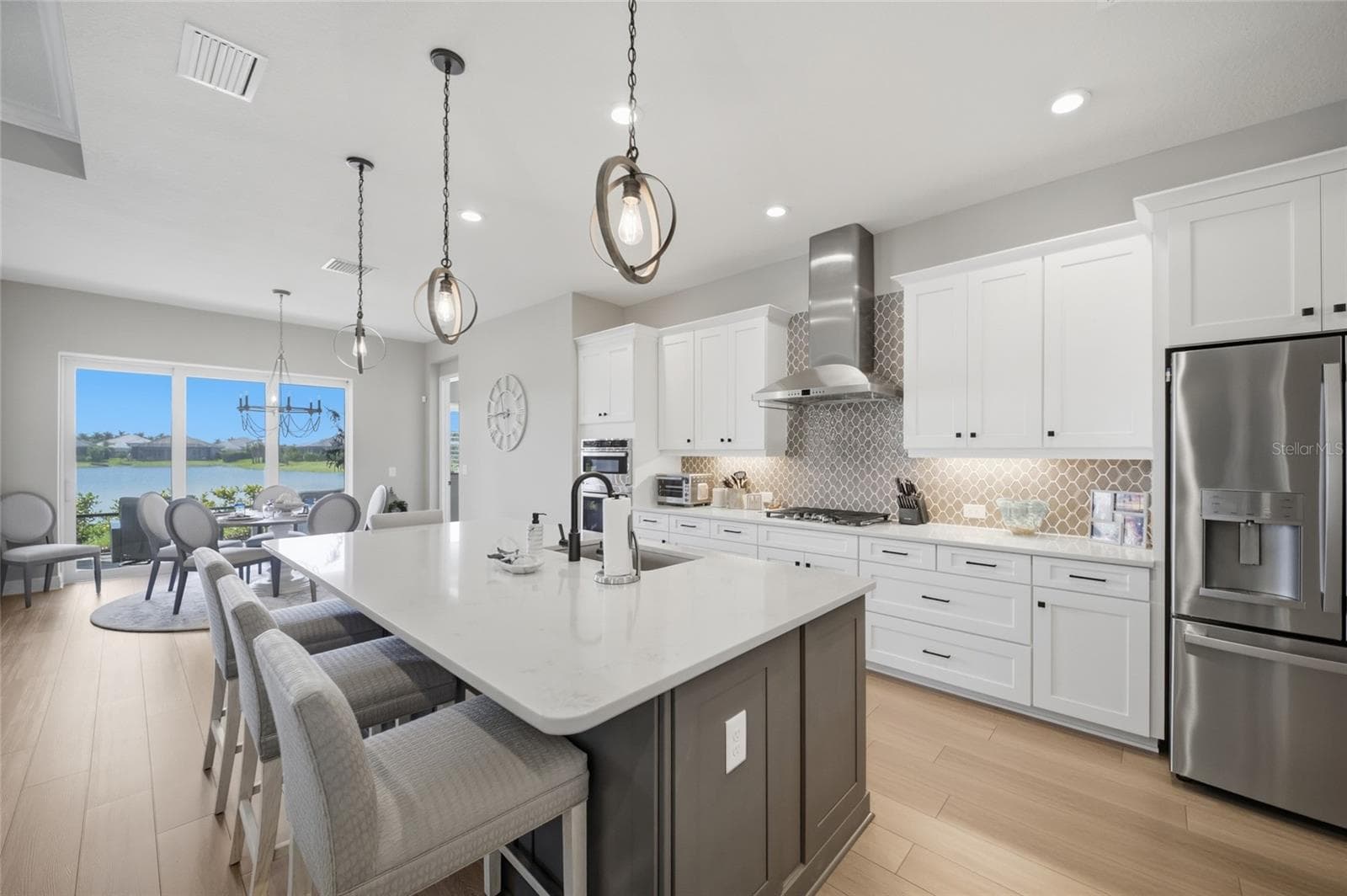 Single Family Residence at 10252 CANAVERAL CIR, SARASOTA, photo 18 of 63
