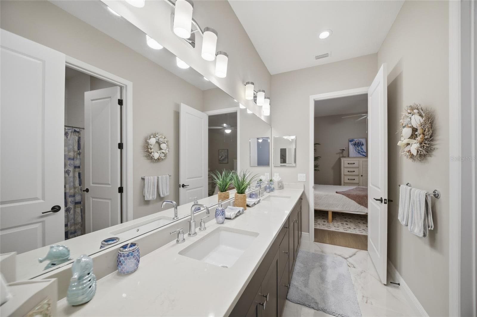 Single Family Residence at 10252 CANAVERAL CIR, SARASOTA, photo 30 of 63