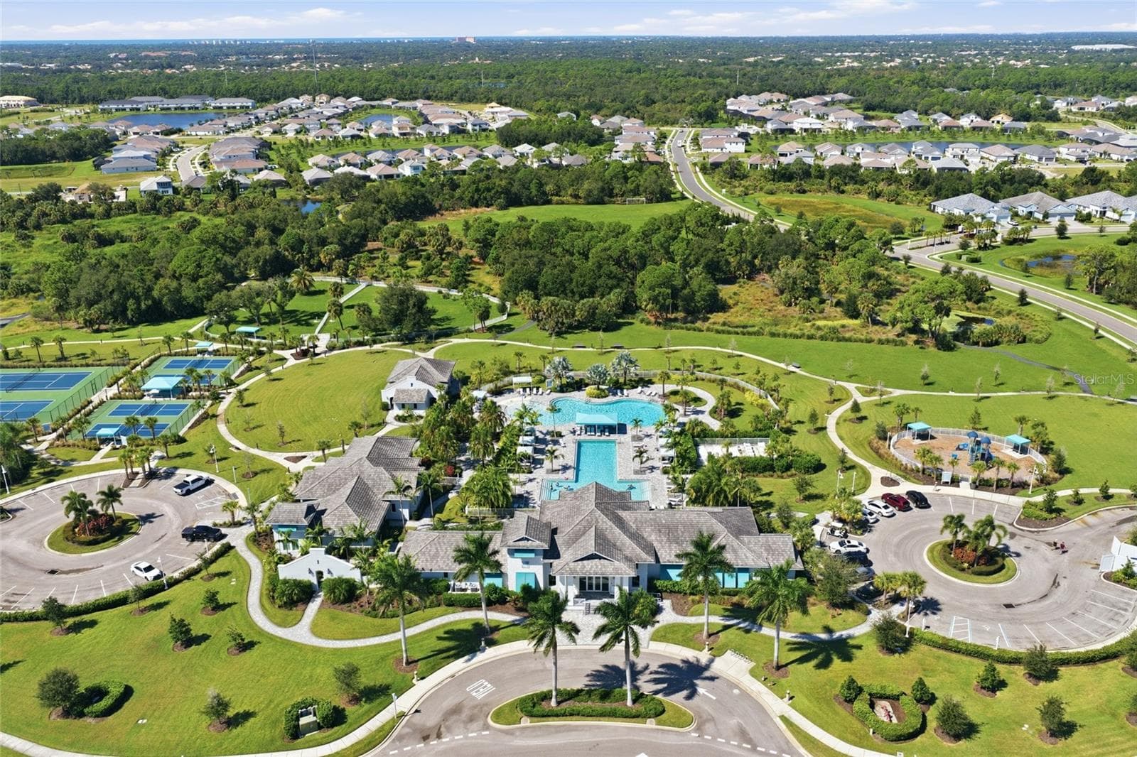 Single Family Residence at 10252 CANAVERAL CIR, SARASOTA, photo 59 of 63
