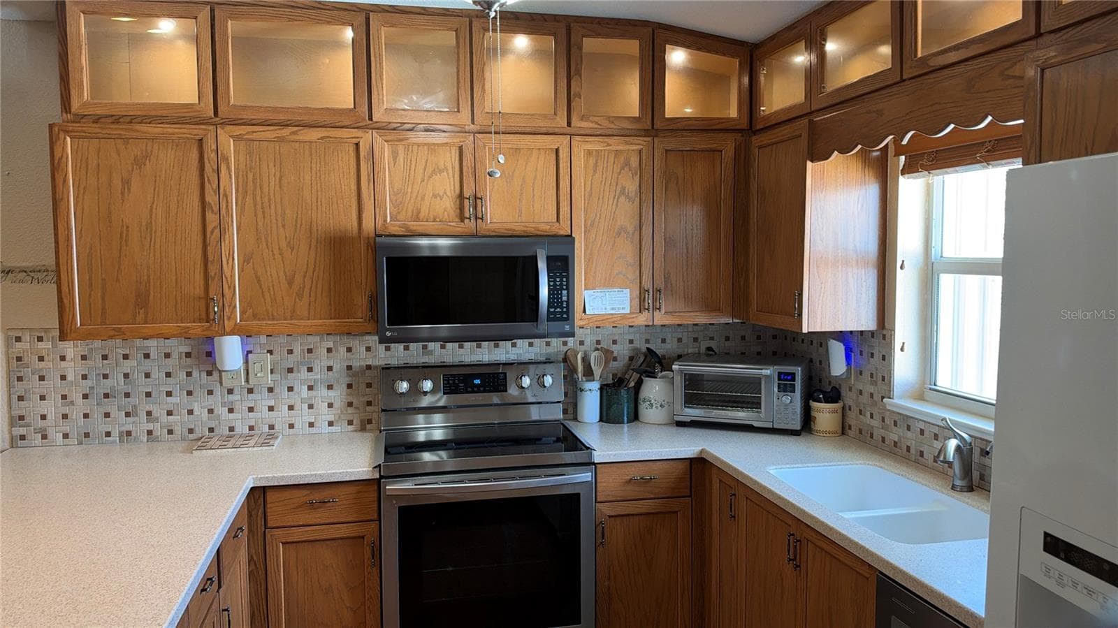 Additional lighted cabinets - 4433 SAN LUIS TER, NORTH PORT