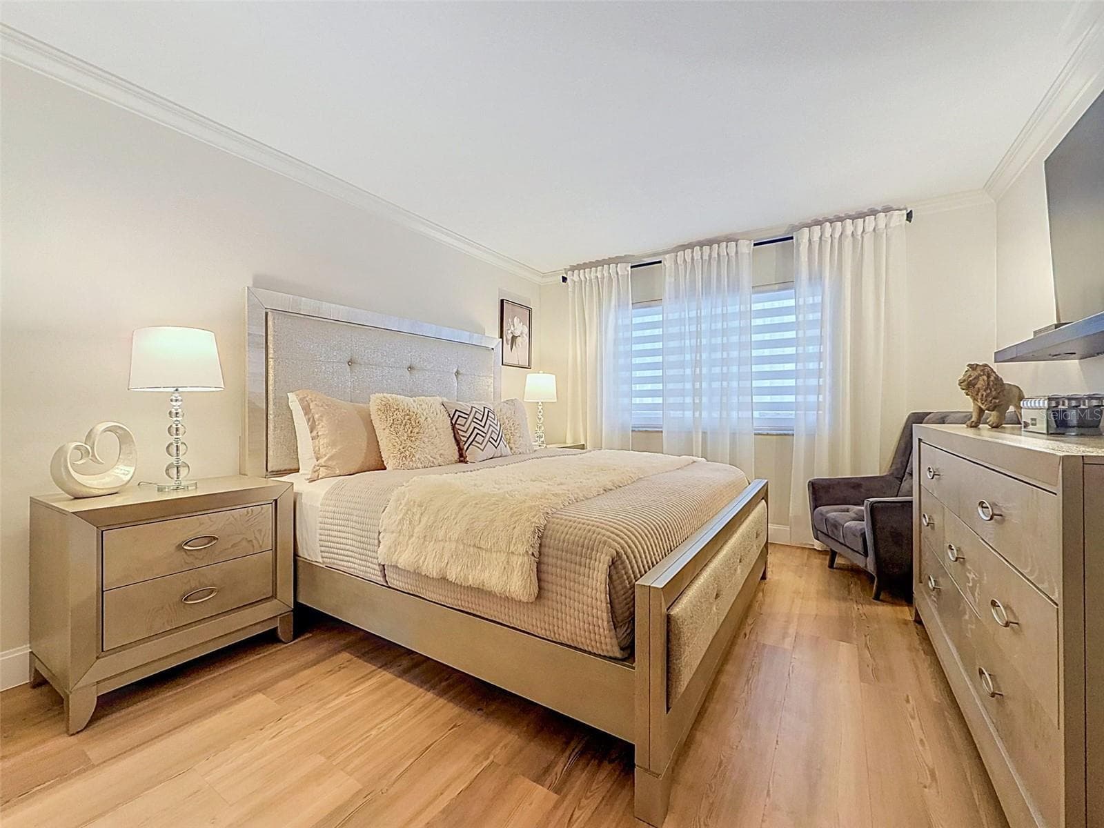 Condominium at 1520 GLEN OAKS DR E #244, SARASOTA, photo 18 of 39