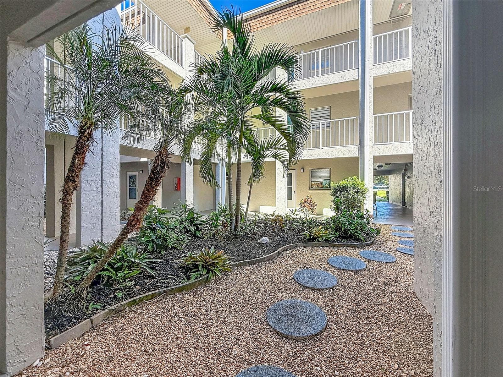 Condominium at 1520 GLEN OAKS DR E #244, SARASOTA, photo 26 of 39
