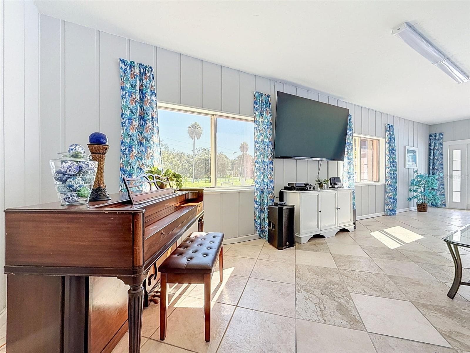 Condominium at 1520 GLEN OAKS DR E #244, SARASOTA, photo 30 of 39