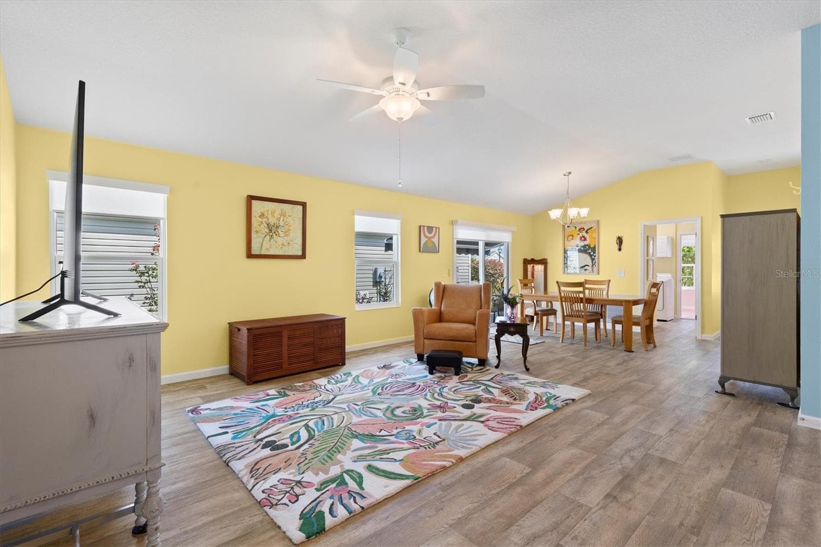 Villa at 1659 SUSAN AVE, THE VILLAGES, photo 8 of 37