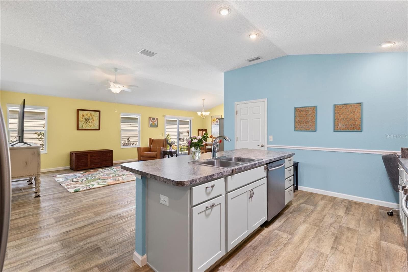 Villa at 1659 SUSAN AVE, THE VILLAGES, photo 13 of 37
