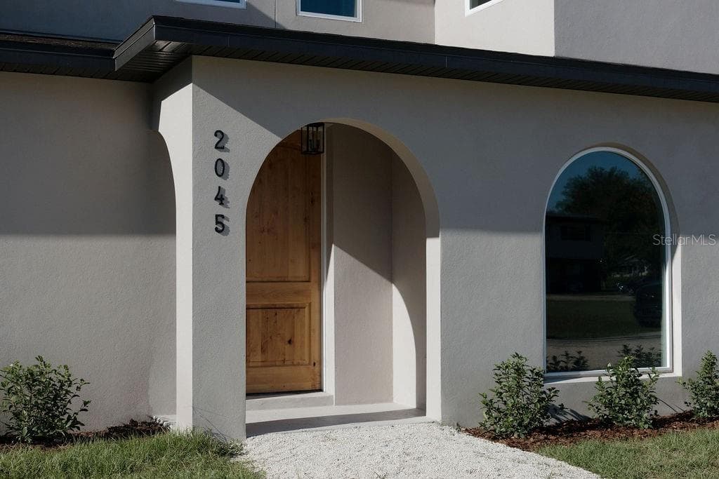 Single Family Residence at 2045 SOUTH ST, OVIEDO, photo 3 of 40