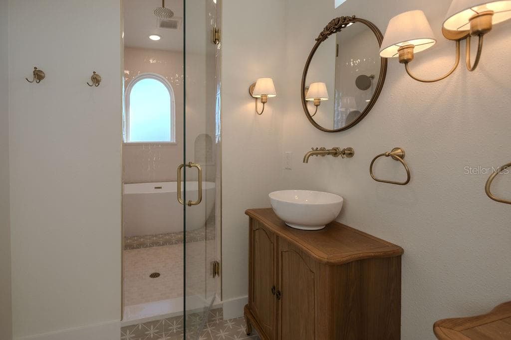 Single Family Residence at 2045 SOUTH ST, OVIEDO, photo 22 of 40