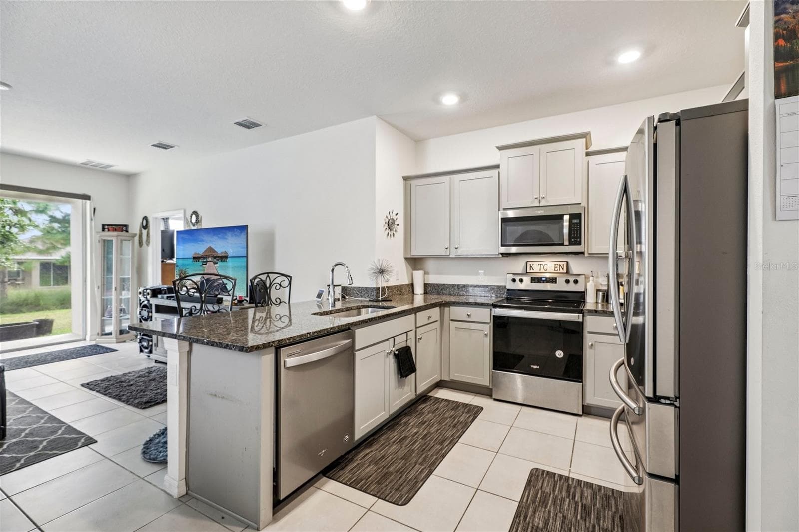 Kitchen - 5255 SUNSHINE DR, WILDWOOD