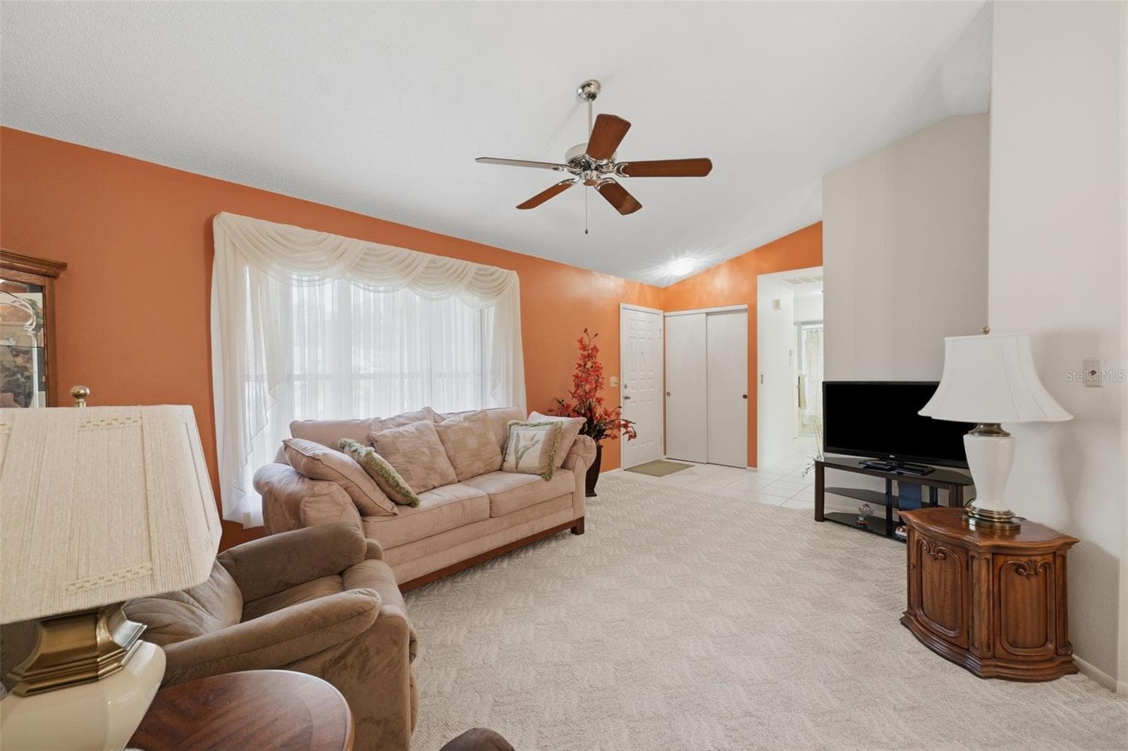 Living/Foyer - 4424 GASTON ST, SPRING HILL