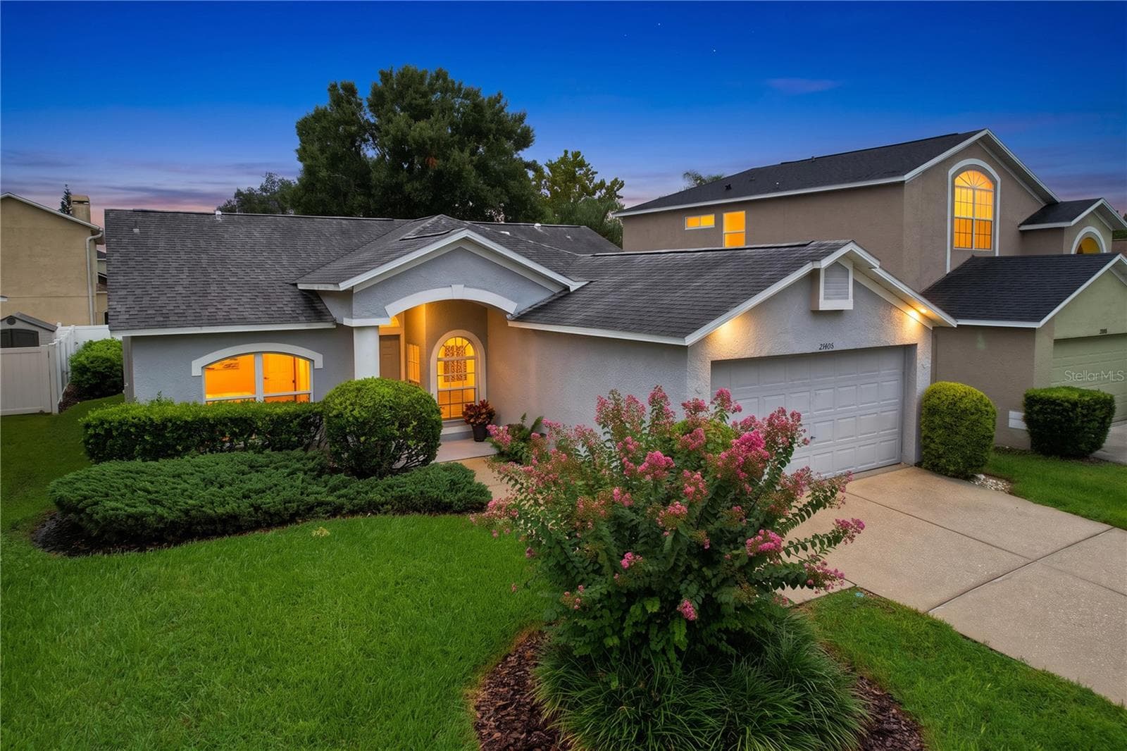 A lovely house to call home - 27408 CORAL SPRINGS DR, WESLEY CHAPEL