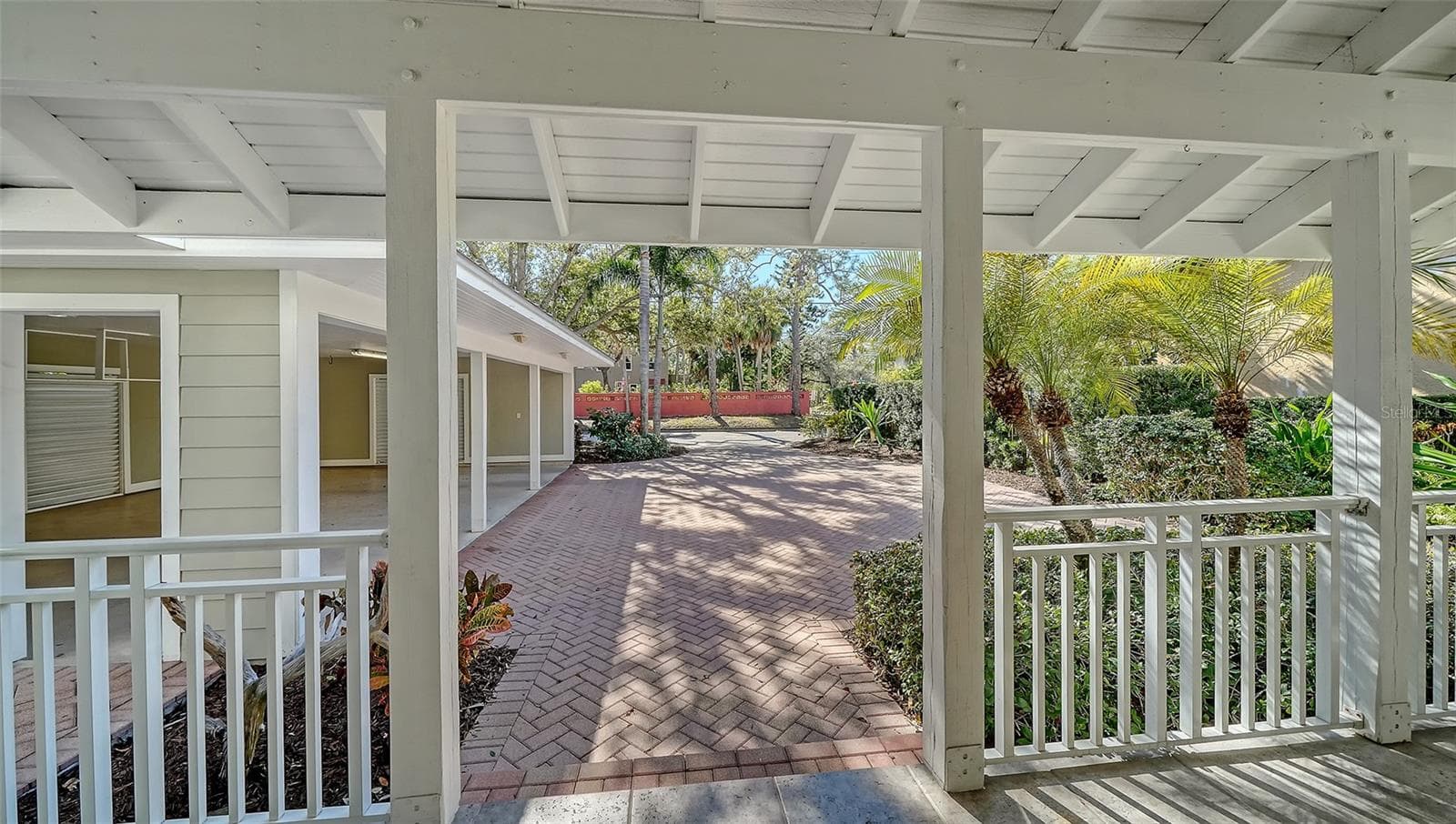 Single Family Residence at 1695 HYDE PARK ST, SARASOTA, photo 7 of 84