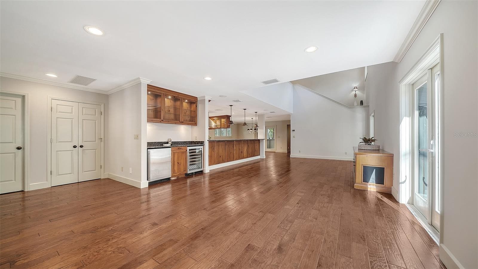 Single Family Residence at 1695 HYDE PARK ST, SARASOTA, photo 10 of 84