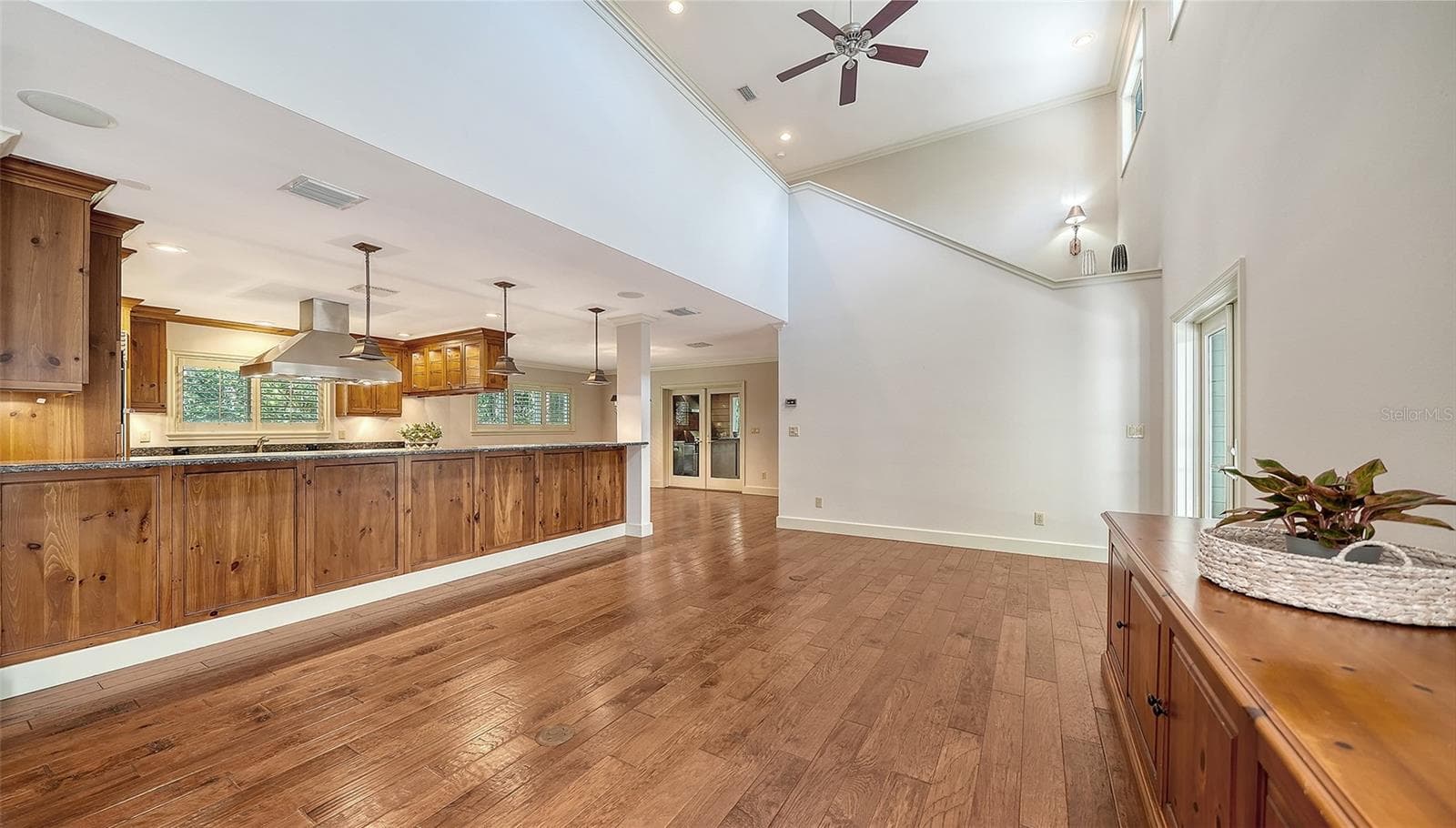 Single Family Residence at 1695 HYDE PARK ST, SARASOTA, photo 13 of 84