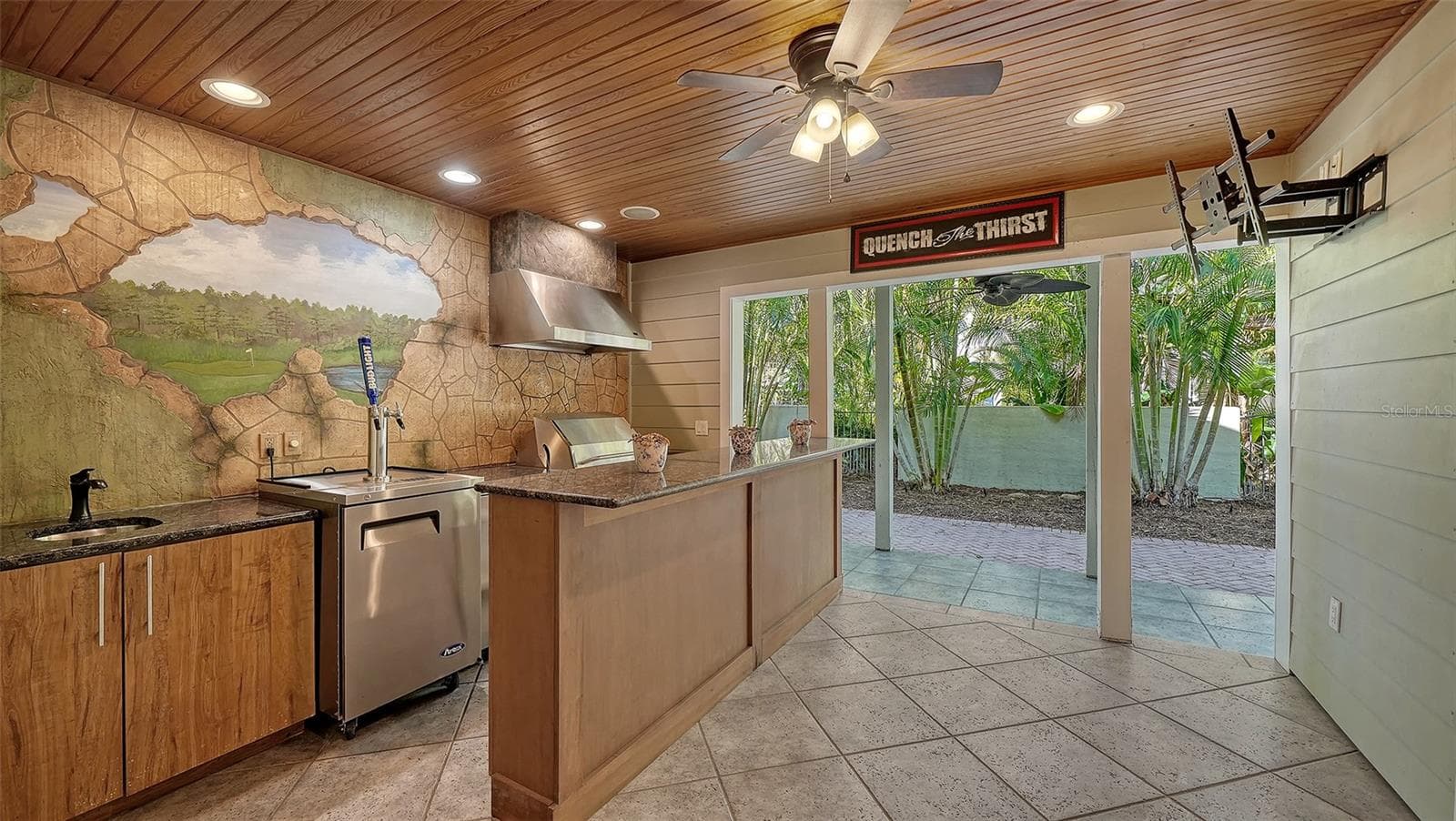 Single Family Residence at 1695 HYDE PARK ST, SARASOTA, photo 28 of 84