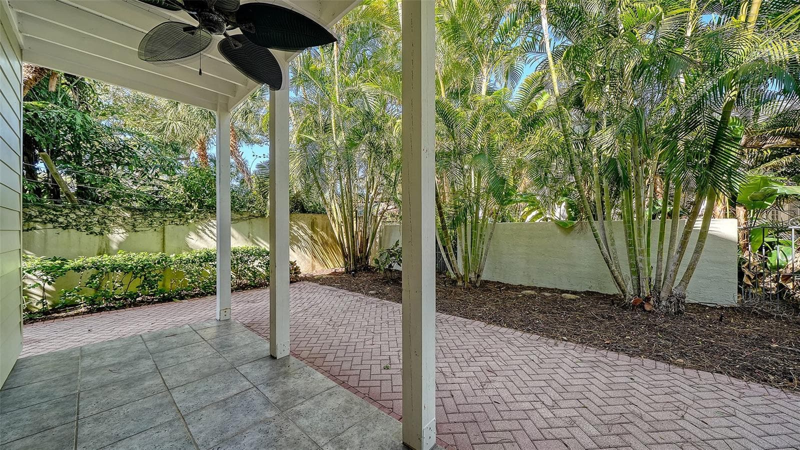 Single Family Residence at 1695 HYDE PARK ST, SARASOTA, photo 54 of 84