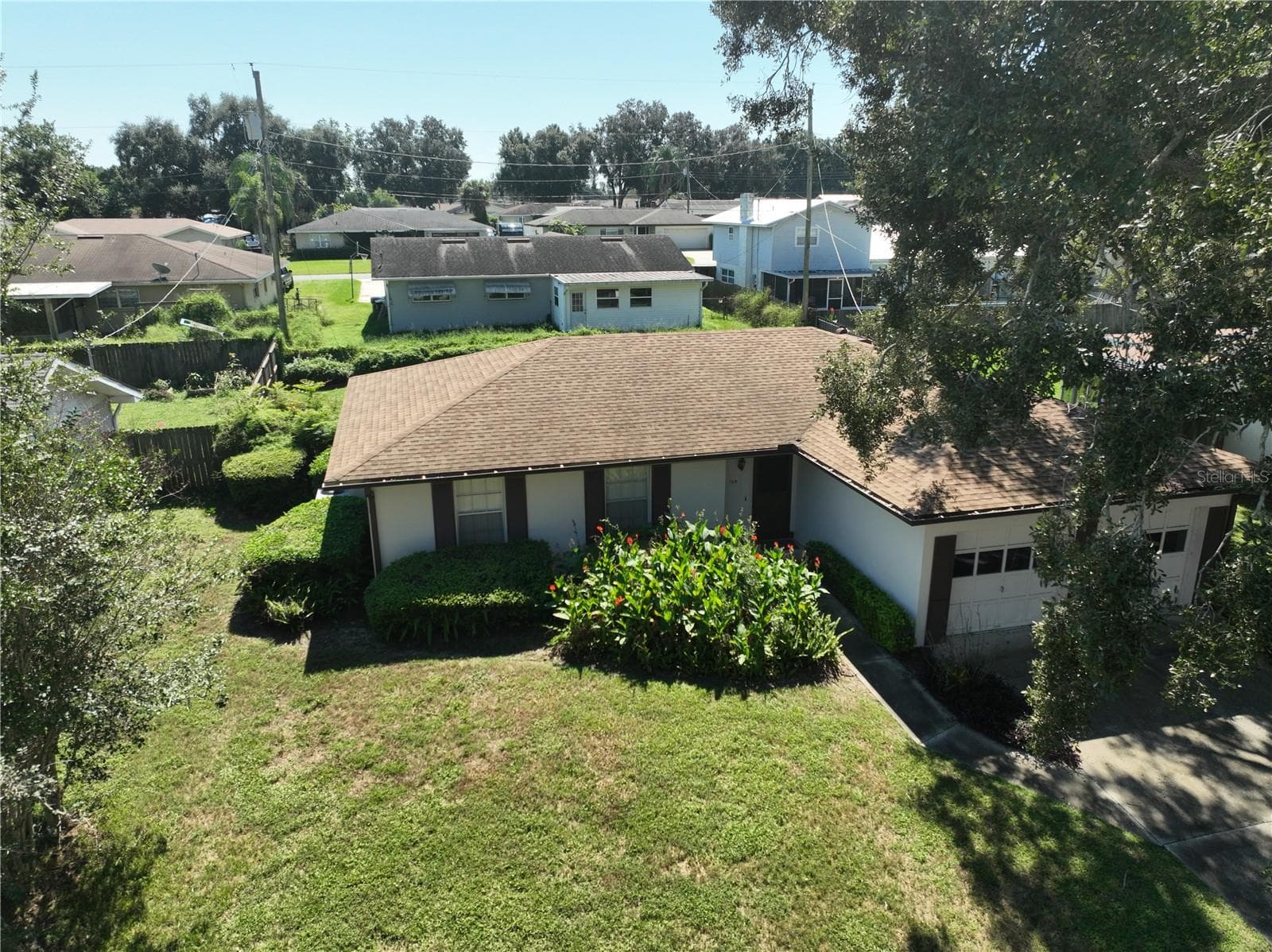 Front - 125 WHITTIER LN, WINTER HAVEN
