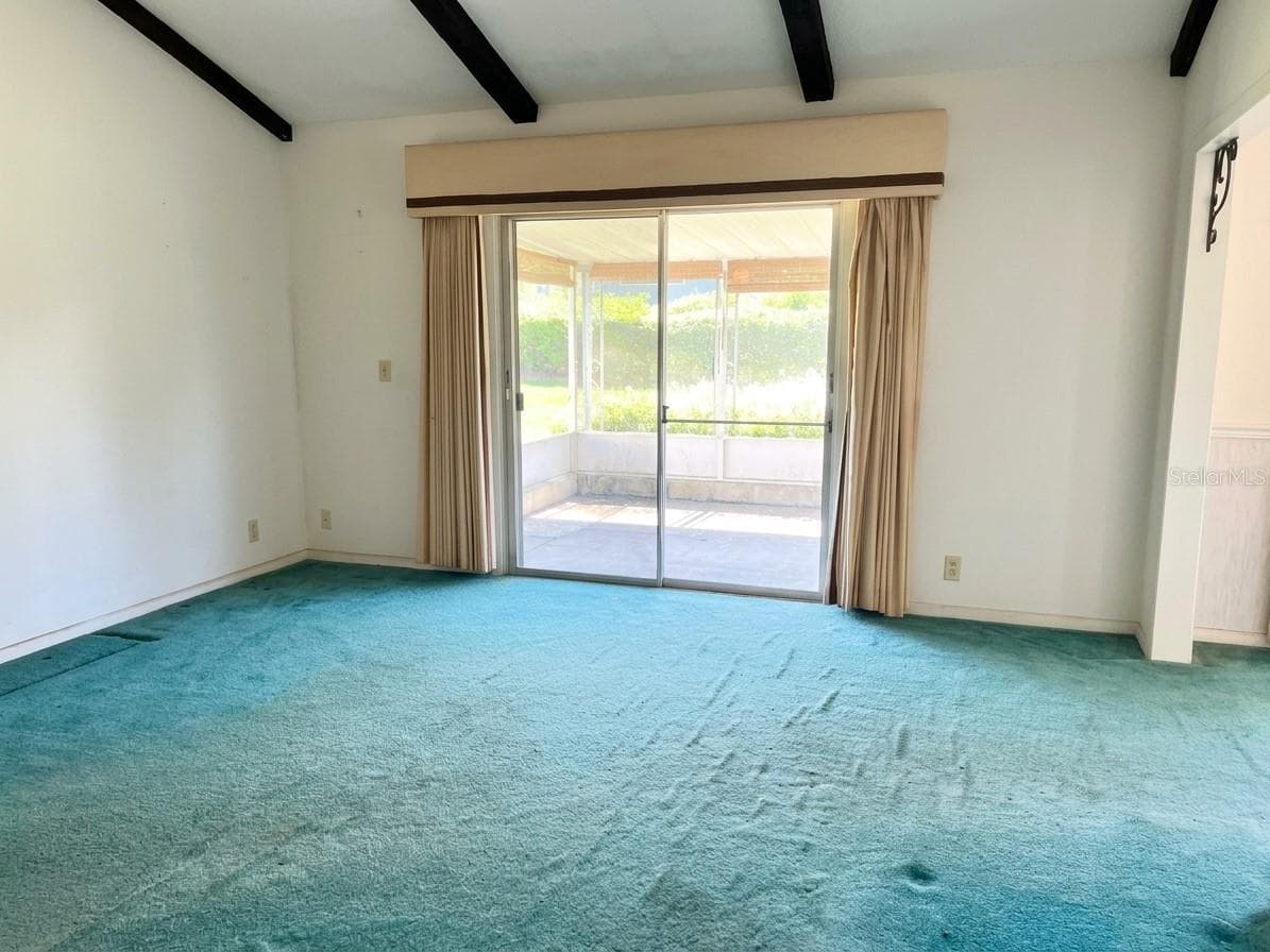 Virtual Staged Living Room - 125 WHITTIER LN, WINTER HAVEN