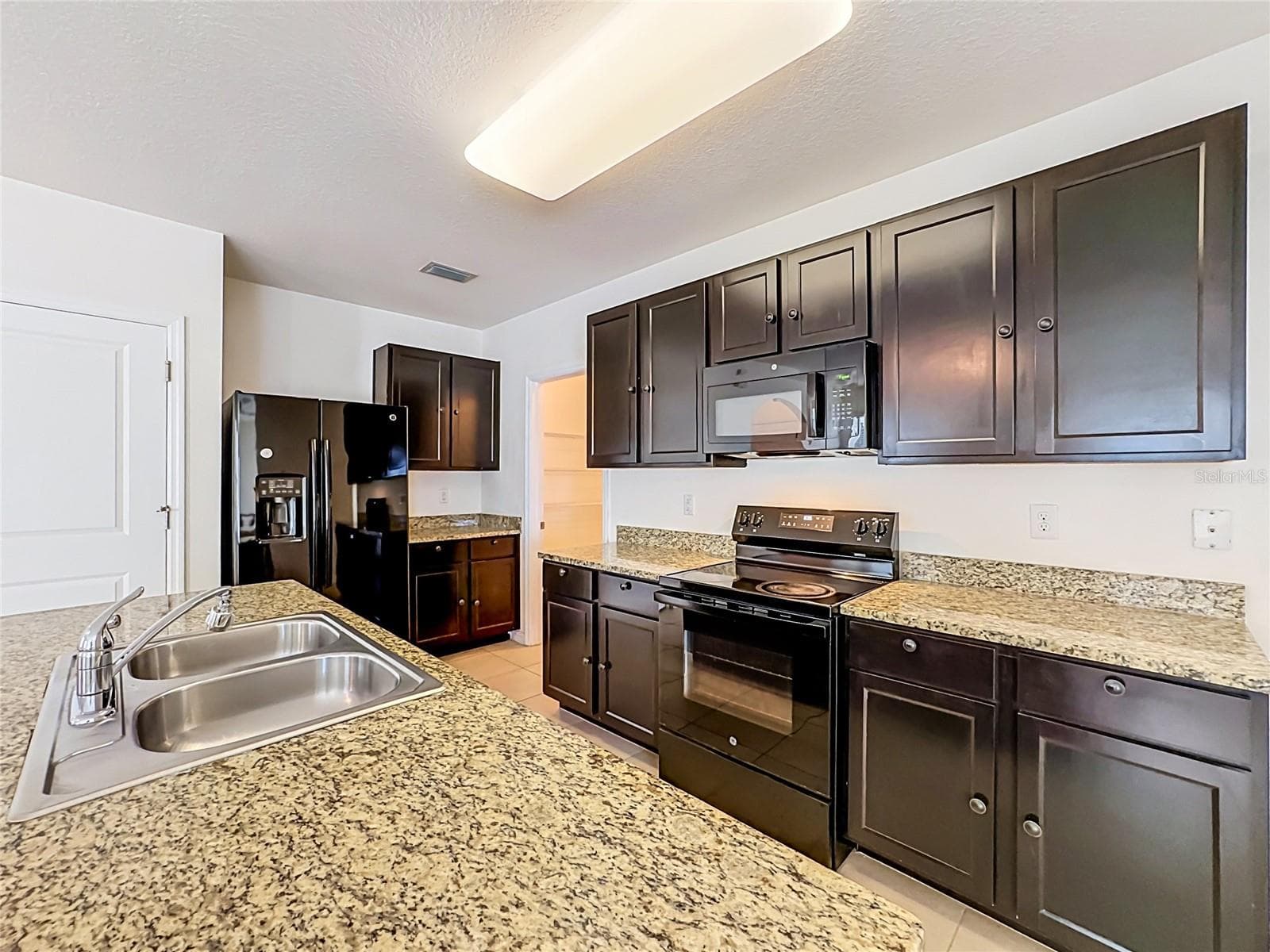 Single Family Residence at 4842 SAN PALERMO DR, BRADENTON, photo 12 of 59