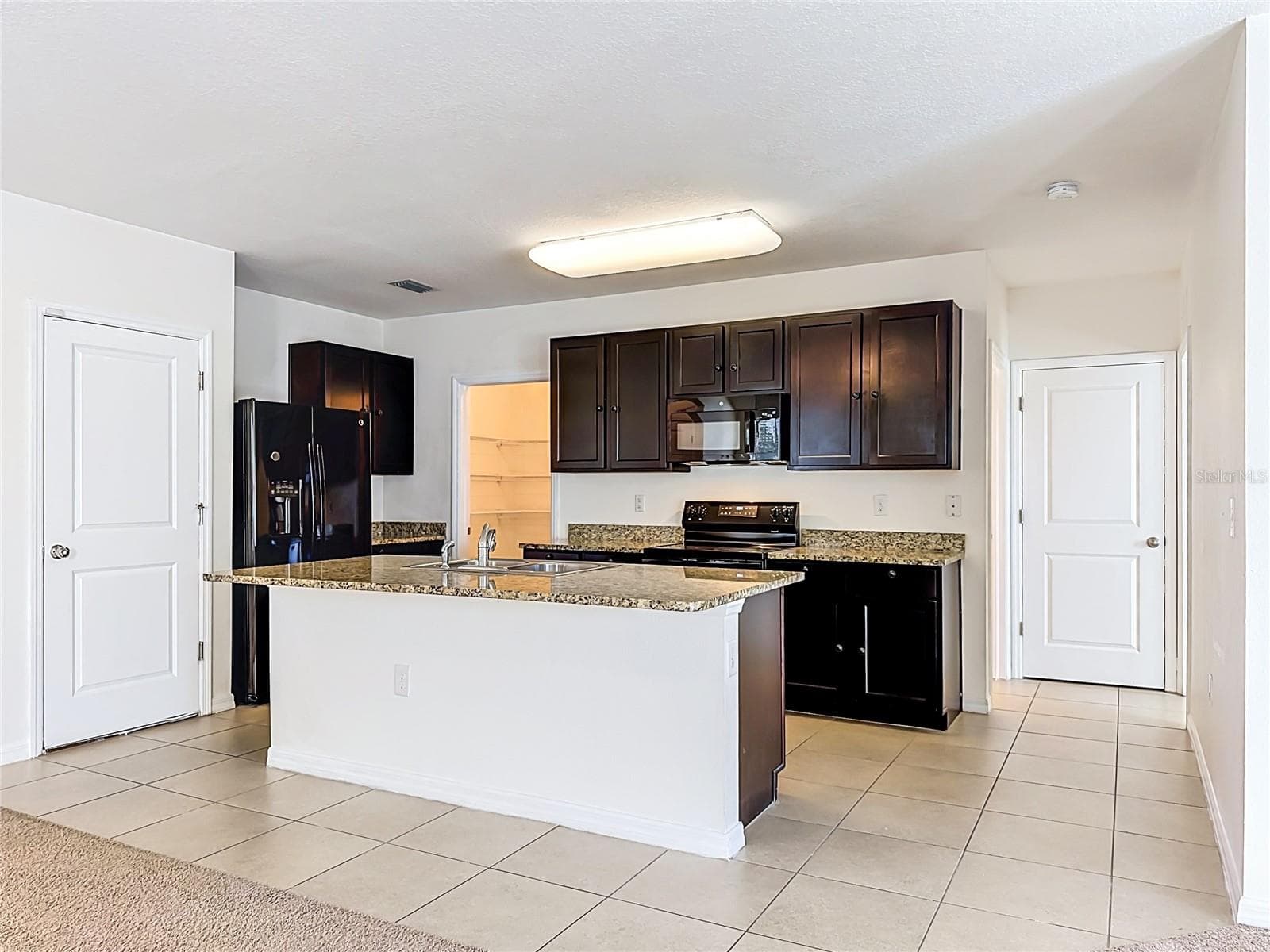Single Family Residence at 4842 SAN PALERMO DR, BRADENTON, photo 13 of 59