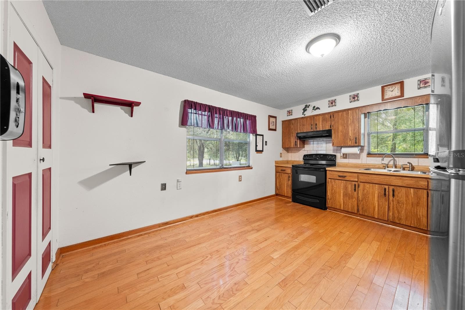 Single Family Residence at 3800 CHAPLAIN RD, ST CLOUD, photo 16 of 48